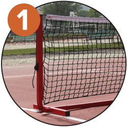 Zoom sur poteau de mini tennis mobile