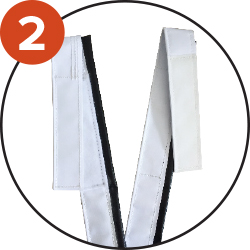 Deux extrémités de chaque support entourent le filet et s’attachent ensemble avec du velcro